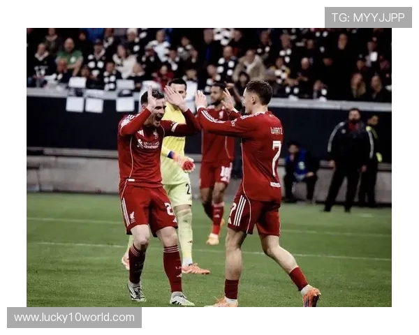 霍内斯嘲讽英超引援，德甲英超转会哲学碰撞